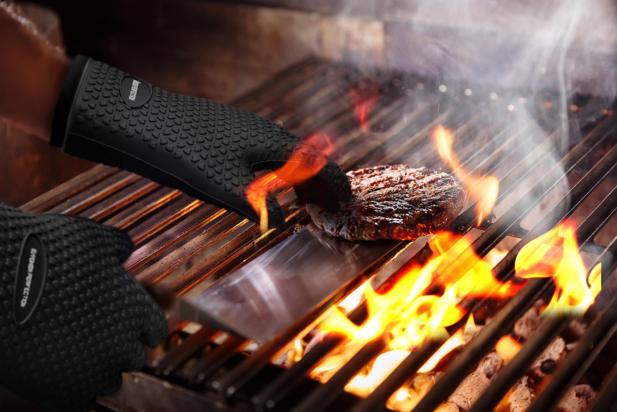  KITCHEN PERFECTION Silicone Smoker Oven Gloves -Extreme Heat  Resistant BBQ Gloves -Handle Hot Food Right on Your Grill Fryer  Pit, Waterproof Oven Mitts